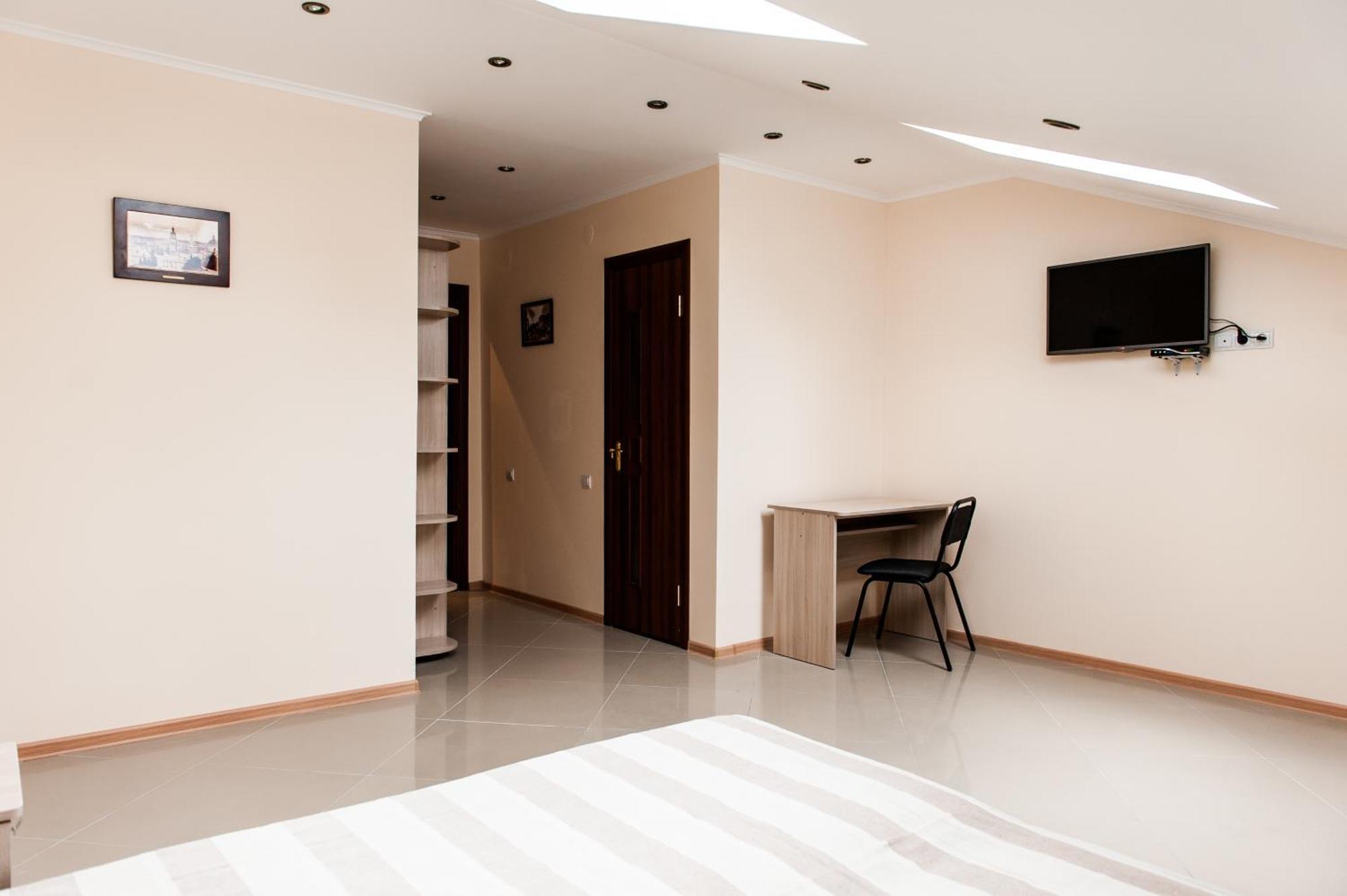 Minihotel Freedom Лвив Екстериор снимка
