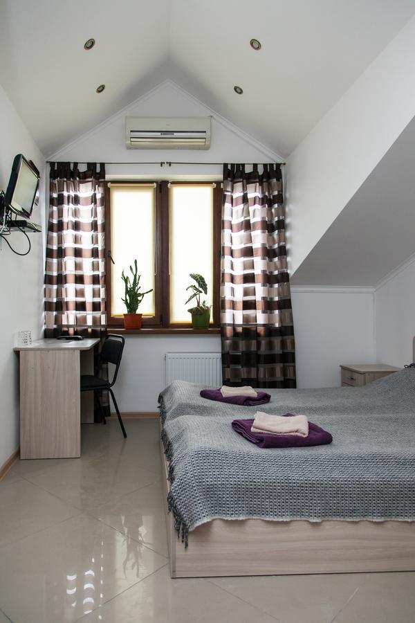 Minihotel Freedom Лвив Екстериор снимка